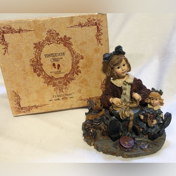 BOYDS BEAR YESTERDAYS CHILD DOLLSTONE KAREN WILSON MOTHERS PRESENT - Picture 2 of 10